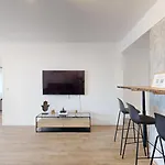 Bluestay 69 - Charmant appartement à Paris